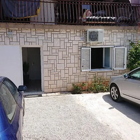 Apartment Amama *